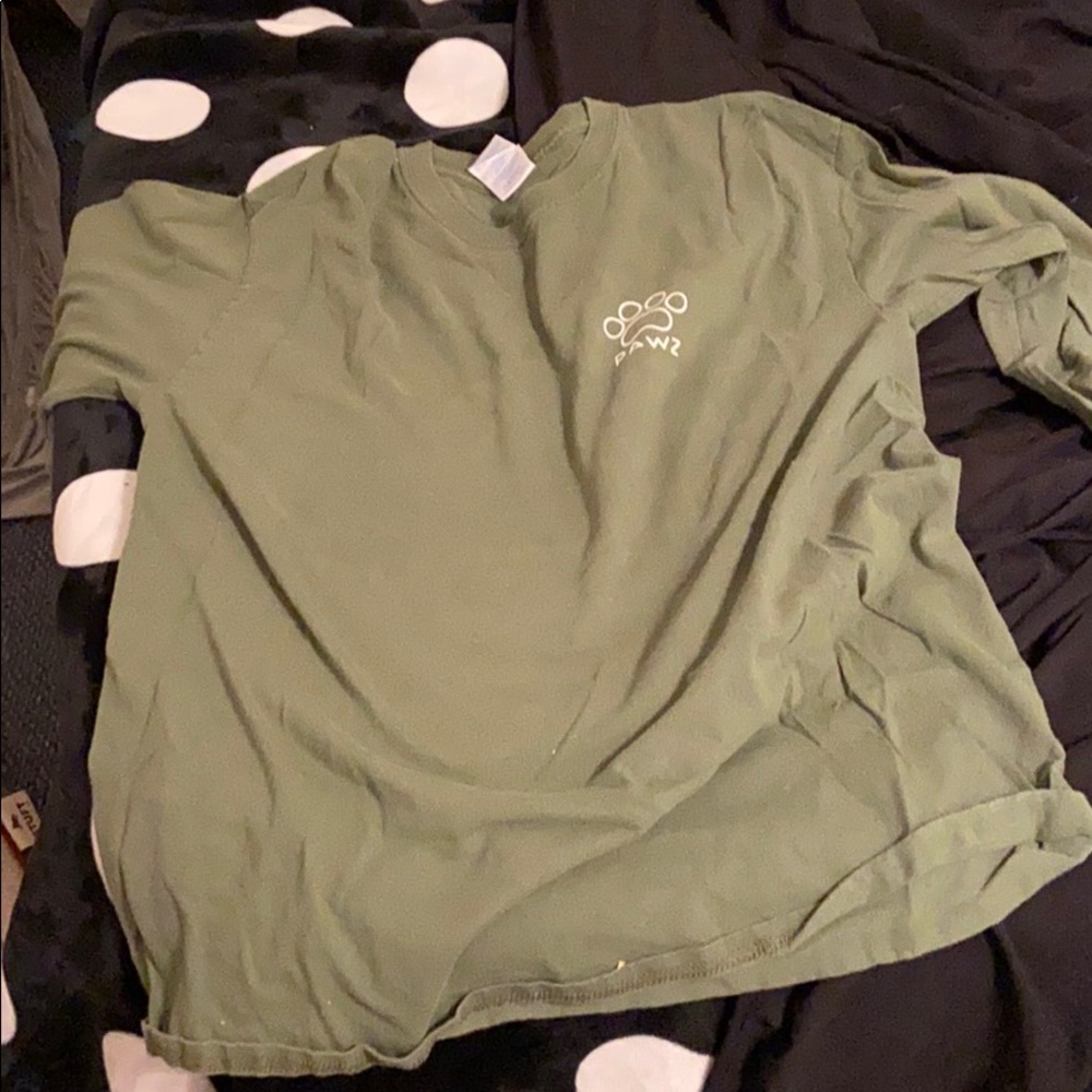 long sleeve pawz tshirt